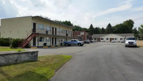 Budget Motor Inn- Stony Point 5